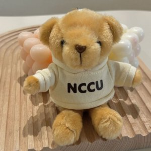 NCCU帽T小熊掛飾鑰匙圈_奶油米