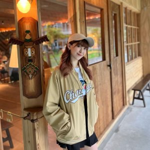【現貨供應，售完不補】NCCU輕薄美式棒球外套_太妃焦糖