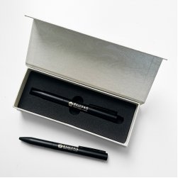 【新品快閃！限量現貨80支】政大經典金屬磨砂簽字筆禮盒_磨砂黑