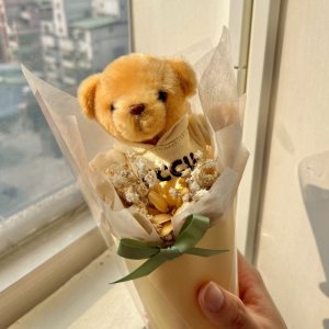 【麗文限定！預購至4/30，6/3陸續出貨】NCCU迷你小熊畢業花束