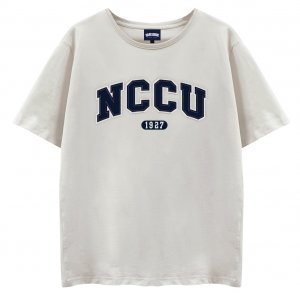 【2025新品限量上市】NCCU立體電繡寬版短T_米灰