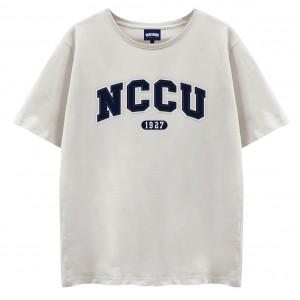 【少量現貨,售完不補】NCCU立體電繡寬版短T_米灰