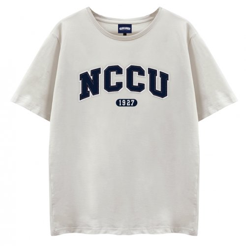 【2025新品限量上市】NCCU立體電繡寬版短T_米灰