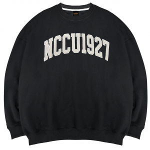 【少量現貨,售完不補】NCCU立體電繡落肩大學T_經典黑